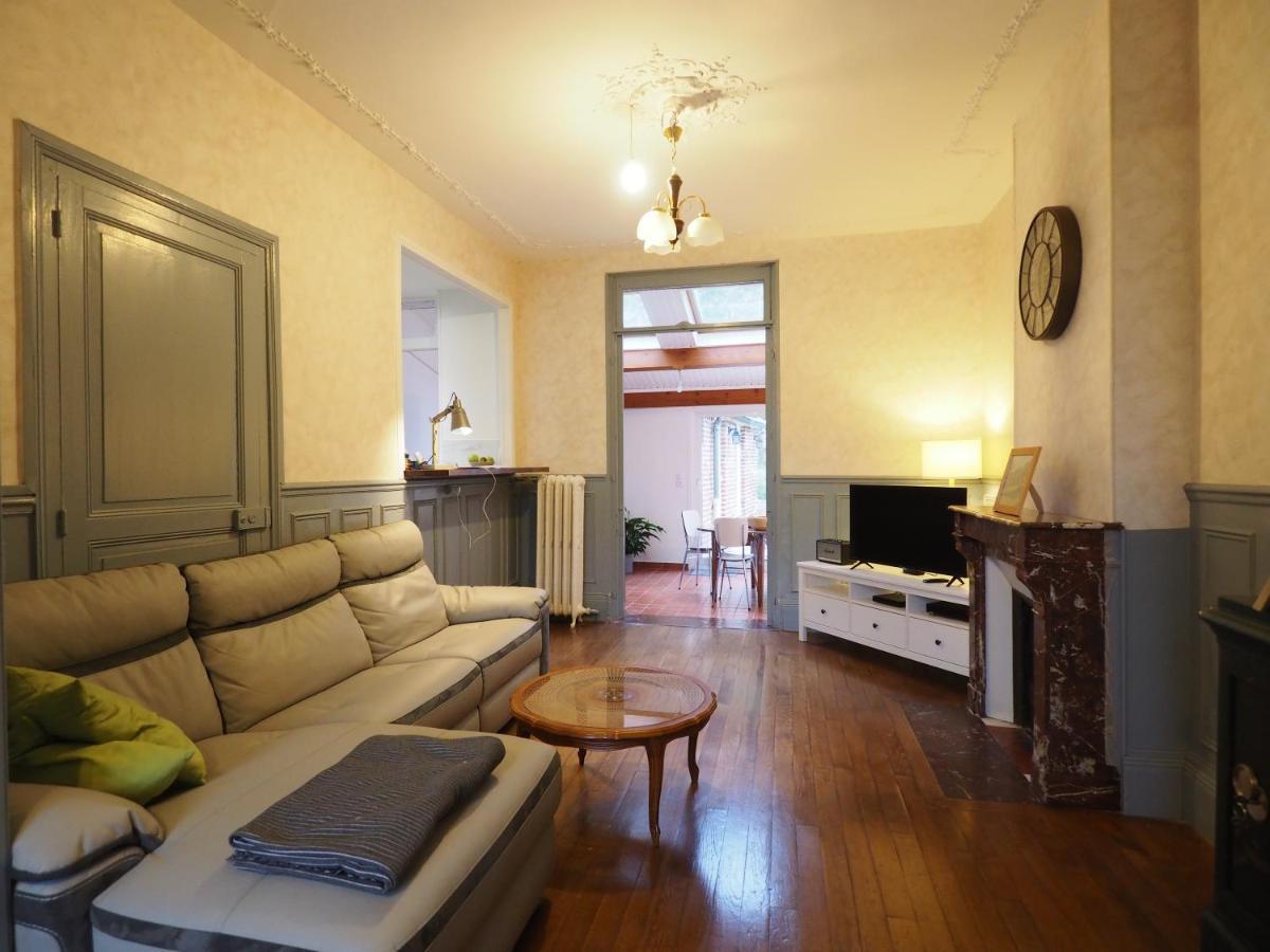 Elegant Bourgeoise Style House With Garden Villa Laon Exterior photo